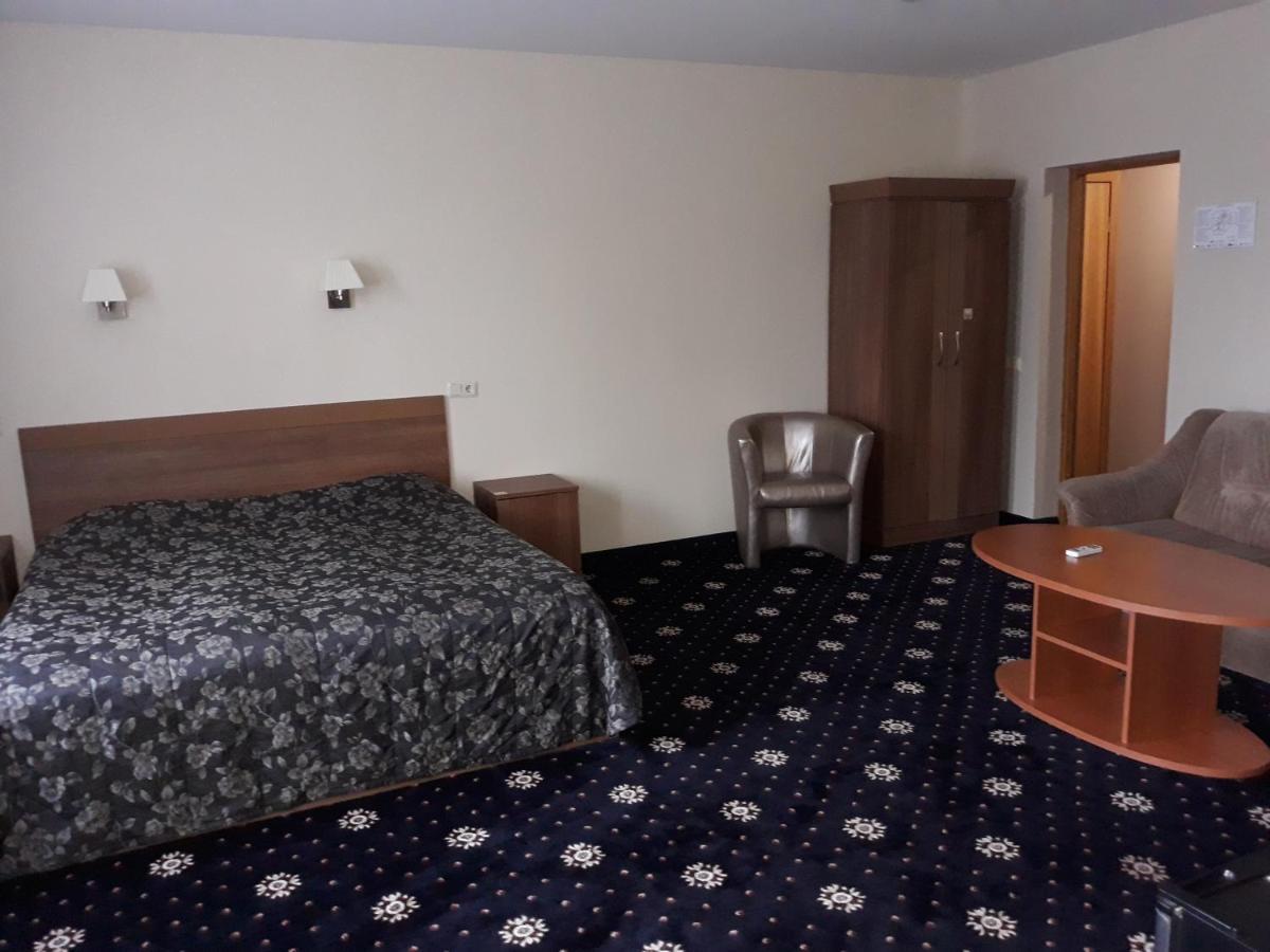 Hotel Felicia Riga Esterno foto