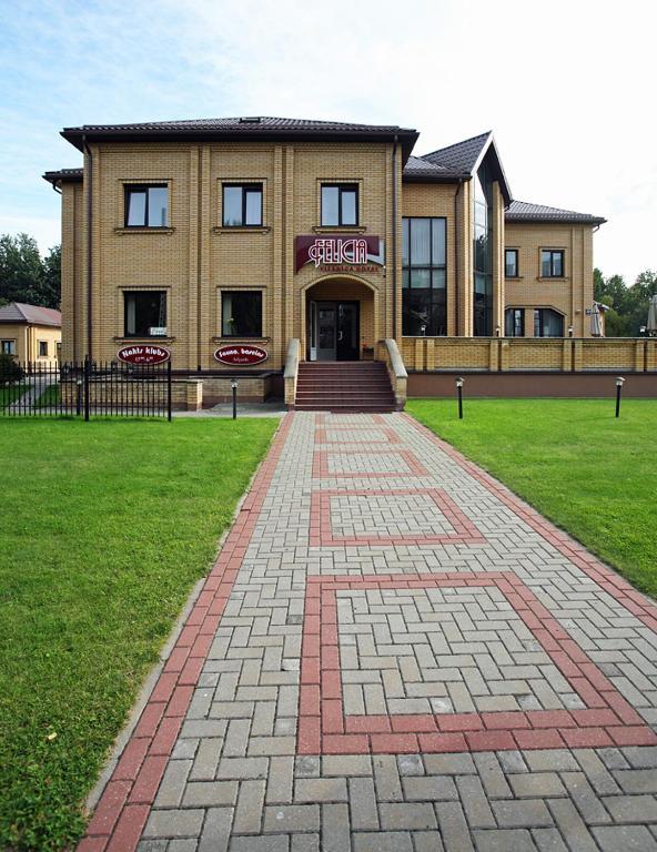 Hotel Felicia Riga Esterno foto
